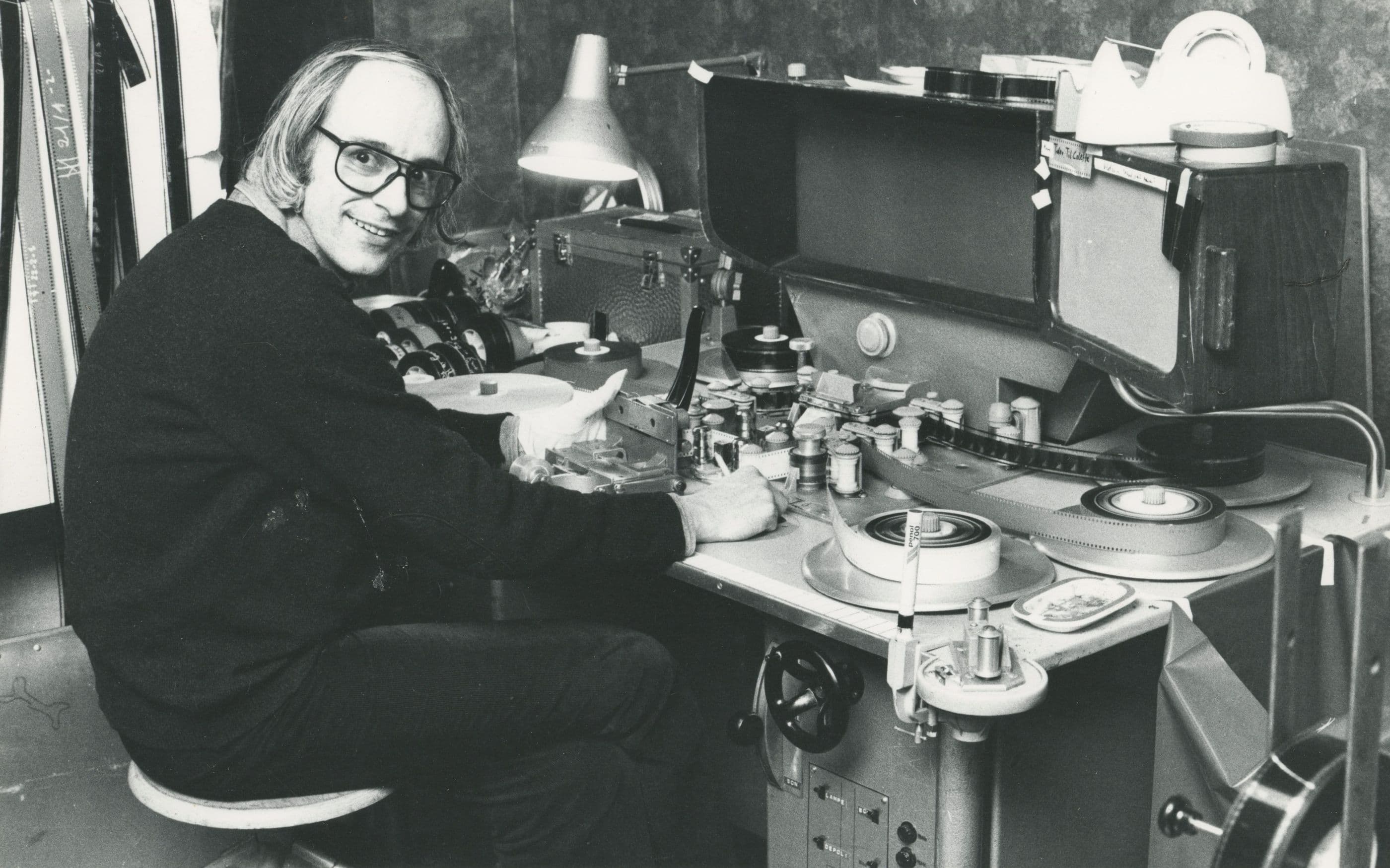 Christian Hartkopp - klipper grundlægger af klipperuddannelsen 35 mm stenbæk klippebord.jpg